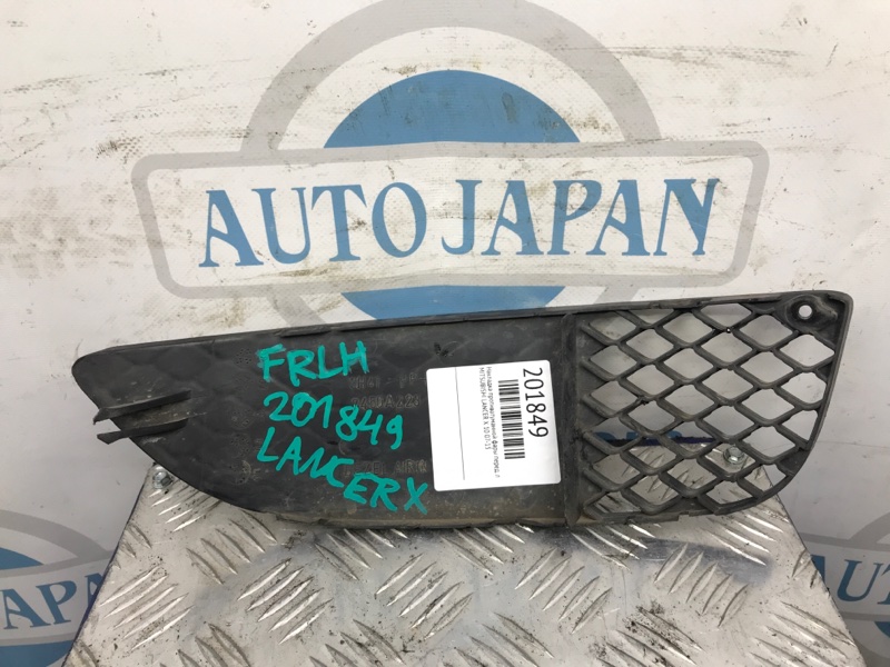 Заглушка ПТФ передняя левая LANCER X 10 07-15