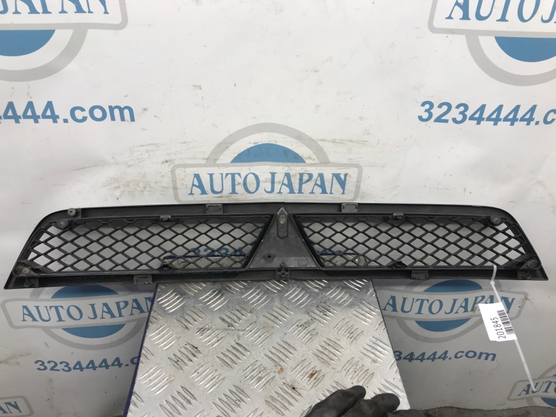 Решетка радиатора LANCER X 10 07-15