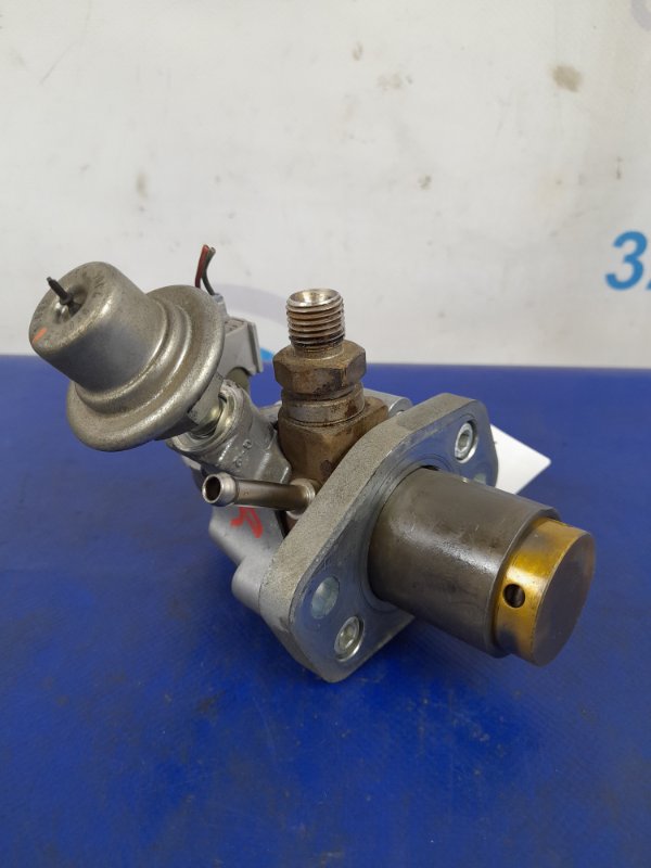 Запчасть тнвд (бензин) LEXUS LS460 06-12 4.6 1UR-FSE 23100-38100 Б/У Тнвд (бензин) LEXUS LS460 06-12 4.6 1UR-FSE 23100-38100 Б/У