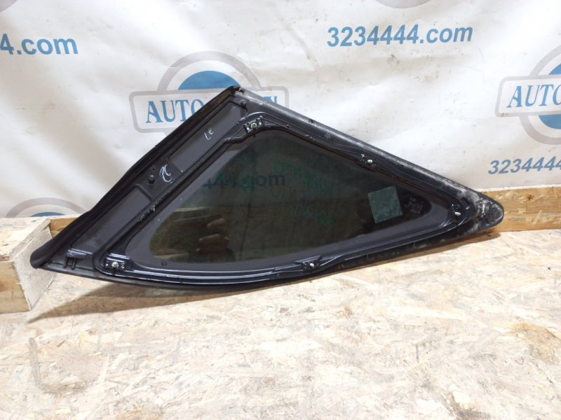 Стекло в кузов заднее левое SORENTO UM 14- 2016 Внедорожник 2.4 Стекло в кузов заднее левое SORENTO UM 14- 2016 Внедорожник 2.4