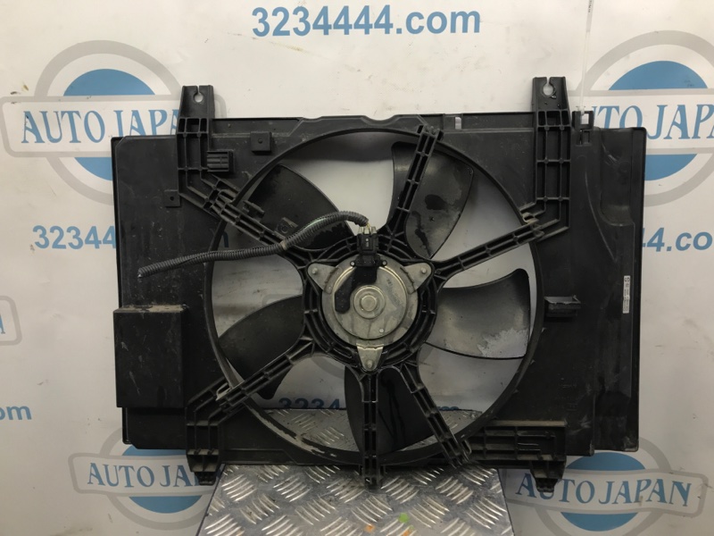 Диффузор вентилятора основного радиатора TIIDA/VERSA C11 04-11