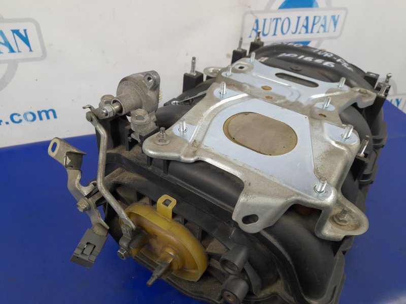 Коллектор впускной LEXUS LS460 06-12 4.6 1UR-FSE Коллектор впускной LEXUS LS460 06-12 4.6 1UR-FSE