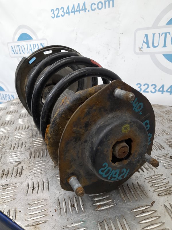 Амортизатор передний правый CAMRY 40 06-11