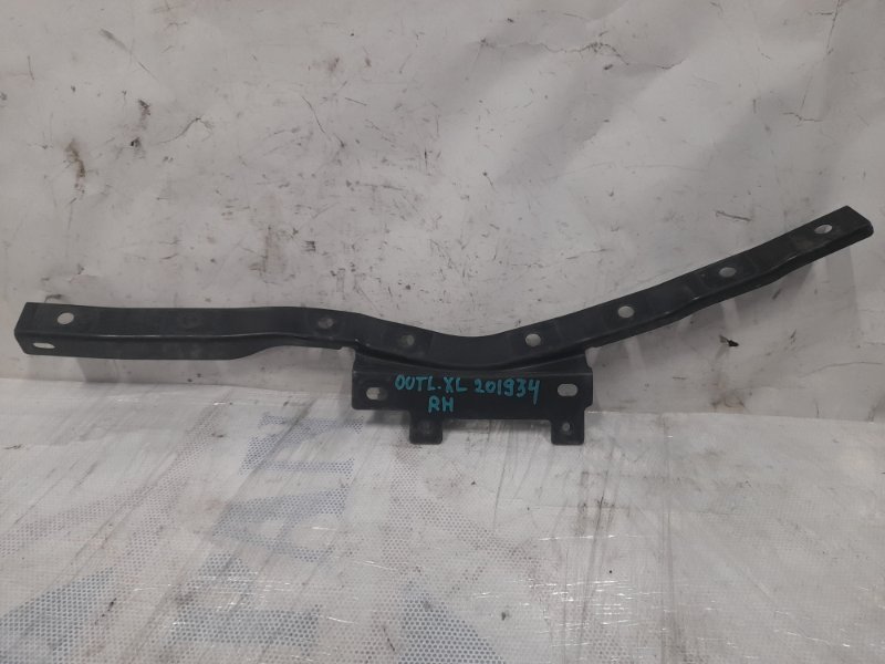 Кронштейн крепления фары передний правый MITSUBISHI OUTLANDER XL 05-13 2012 Внедорожник 2.4 4B12 6400A472 Б/У