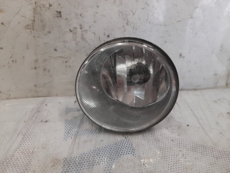 Противотуманная фара левая TOYOTA PRIUS - 30 09-17 2010 Хэтчбек 1.8 2ZR-FXE 81220-12230 Б/У