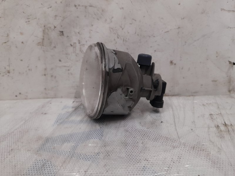 Противотуманная фара левая TOYOTA PRIUS - 30 09-17 Хэтчбек 1.8 2ZR-FXE