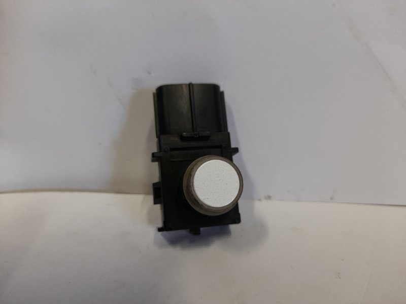 Запчасть датчик парктроника LEXUS LS460 06-12 2011 Седан 4.6 1UR-FSE 89341-50060 Б/У Датчик парктроника LEXUS LS460 06-12 2011 Седан 4.6 1UR-FSE 89341-50060 Б/У