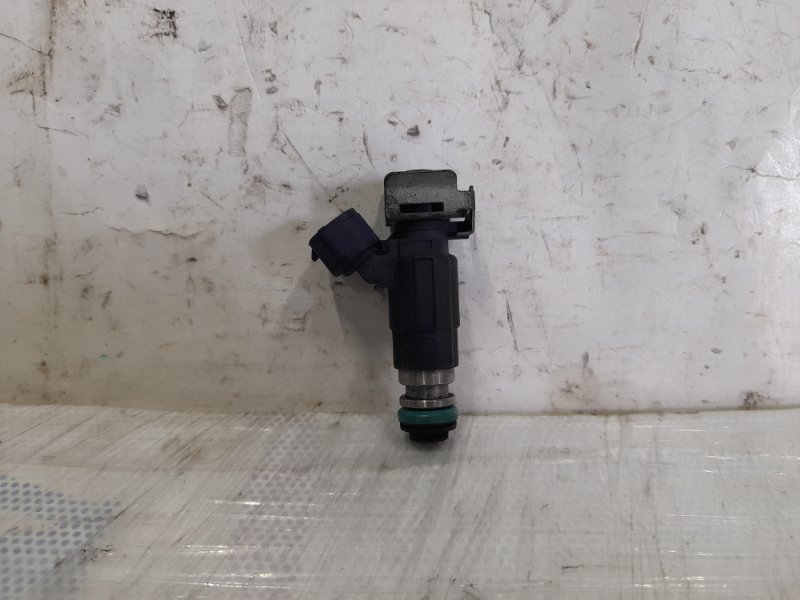 Запчасть форсунка топливная NISSAN PRIMERA P-12 01-07 2006 2.0 QR20DE FBJC100 Б/У Форсунка топливная NISSAN PRIMERA P-12 01-07 2006 2.0 QR20DE FBJC100 Б/У