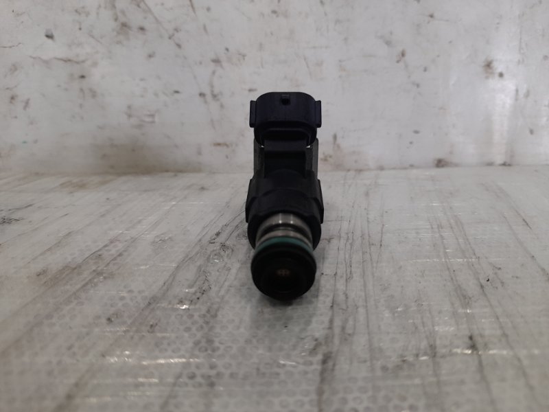 Форсунка топливная NISSAN PRIMERA P-12 01-07 2.0 QR20DE Форсунка топливная NISSAN PRIMERA P-12 01-07 2.0 QR20DE