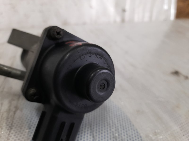 Клапан EGR 6 GG 02-07 2007 Седан 2.0 LF95