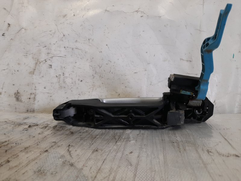 Ручка двери наружная задняя правая COROLLA 150 06-13 2009 Седан 1.8 2ZR-FE Ручка двери наружная задняя правая COROLLA 150 06-13 2009 Седан 1.8 2ZR-FE