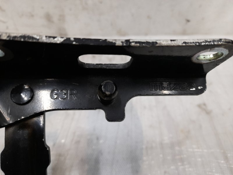 Петля крышки багажника правая 6 GH 07-12 2010 Седан 2.0 LF17 Петля крышки багажника правая 6 GH 07-12 2010 Седан 2.0 LF17