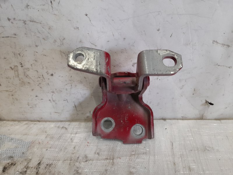 Петля двери нижняя передняя правая SX4 06-13 2008 Седан 2.0 J20A