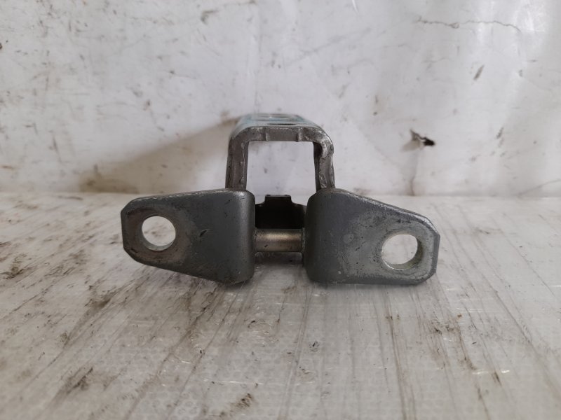 Петля двери верхняя передняя левая MITSUBISHI ASX / OUTLANDER SPORT 10-21 2012 Внедорожник 2.0 4B11 5702A063 Б/У