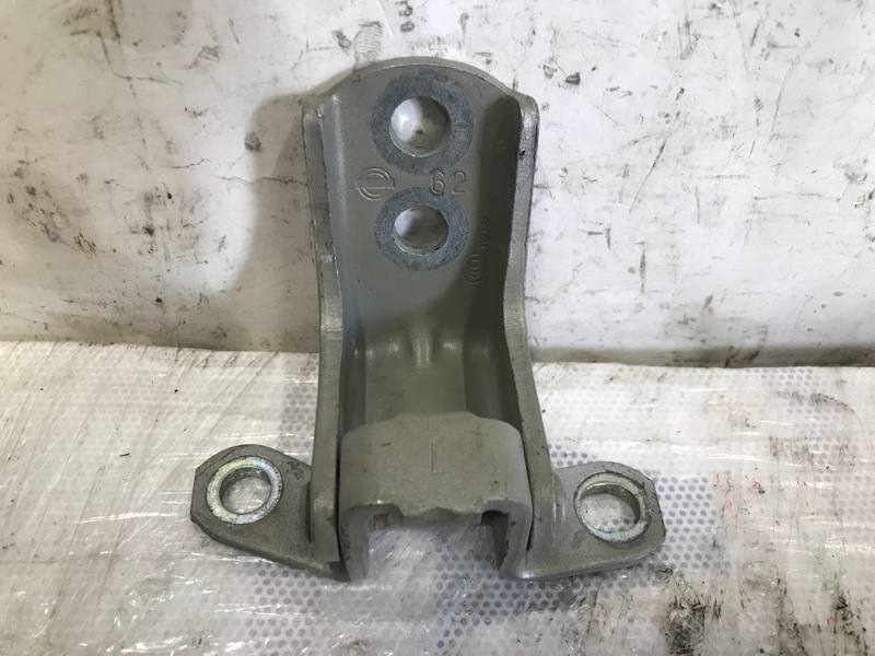 Петля двери нижняя передняя левая INFINITI FX/QX70 S51 08-17 Внедорожник 3.7 VQ37VHR