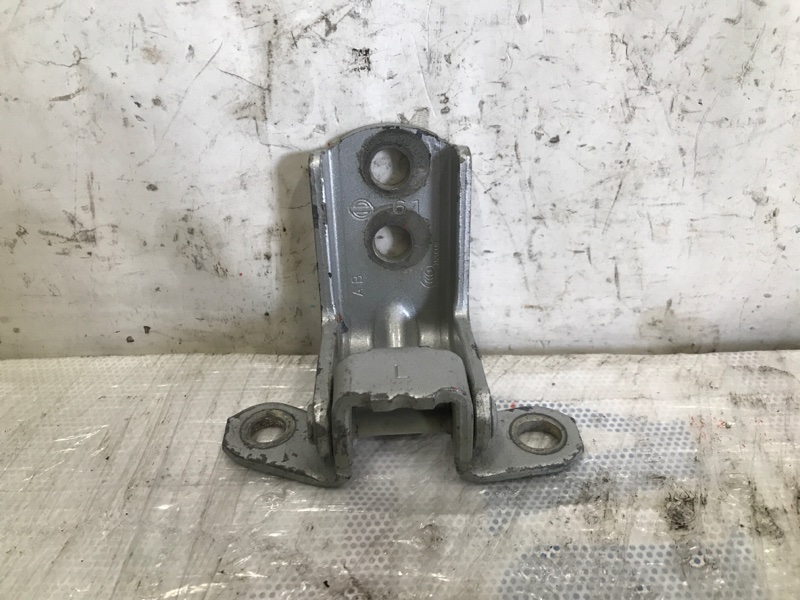 Петля двери верхняя передняя правая INFINITI FX/QX70 S51 08-17 Внедорожник 3.7 VQ37VHR Петля двери верхняя передняя правая INFINITI FX/QX70 S51 08-17 Внедорожник 3.7 VQ37VHR