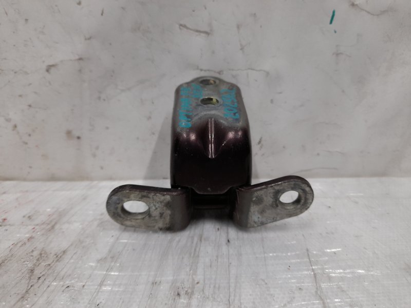 Запчасть петля двери верхняя передняя правая KIA OPTIMA TF 11-16 2015 Седан 2.4 79320-3K000 Б/У Петля двери верхняя передняя правая KIA OPTIMA TF 11-16 2015 Седан 2.4 79320-3K000 Б/У