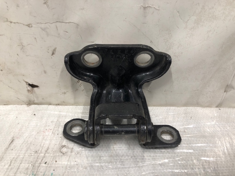 Петля двери верхняя задняя правая SUBARU FORESTER 12-19 Внедорожник 2.5 FB25