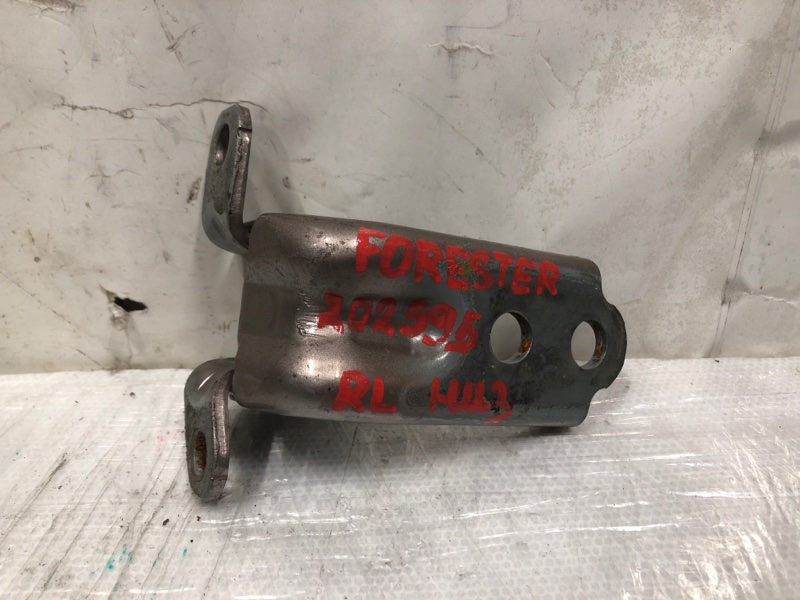 Петля двери нижняя задняя левая SUBARU FORESTER 12-19 2015 Внедорожник 2.5 FB25 60479FG030 Б/У