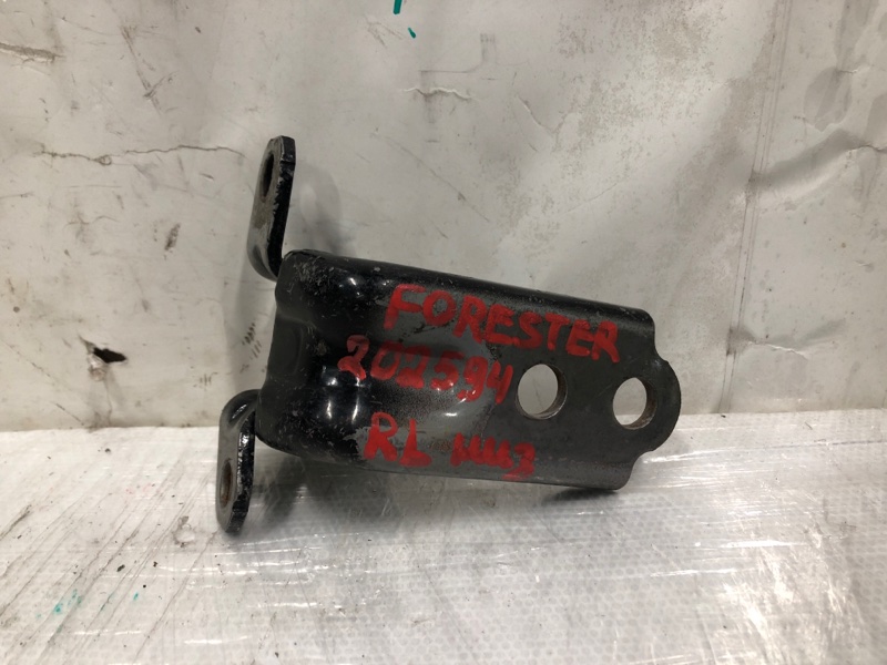 Петля двери нижняя задняя левая SUBARU FORESTER 12-19 2015 Внедорожник 2.5 FB25 60479FG030 Б/У
