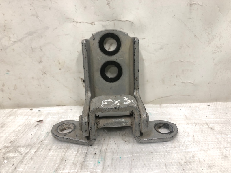 Петля двери верхняя передняя правая INFINITI FX S50 03-08 Внедорожник 3.5