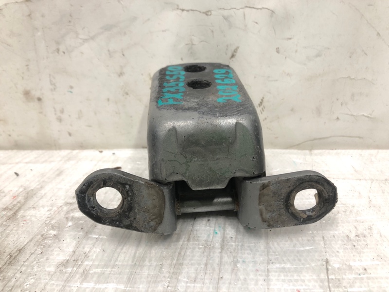 Петля двери верхняя передняя левая FX S50 03-08 2007 Внедорожник 3.5