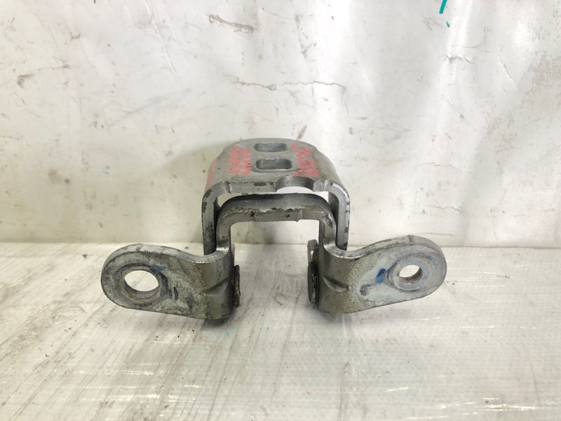 Петля двери верхняя передняя правая JOURNEY 08-20 2012 Кроссовер 2.4 ED3