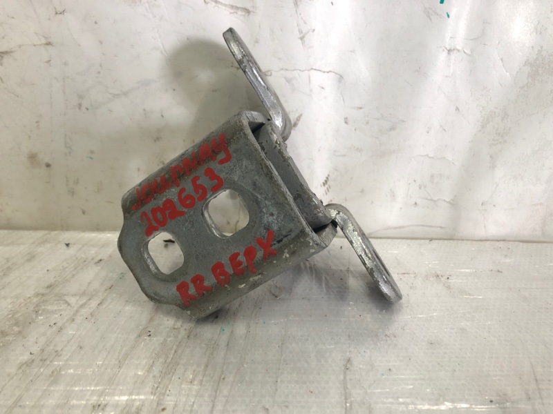 Петля двери верхняя задняя правая DODGE JOURNEY 08-20 2012 Кроссовер 2.4 ED3 5067940AD Б/У