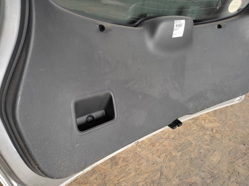 Обшивка крышки багажника NISSAN QASHQAI 07-14