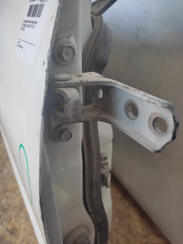 Петля двери верхняя передняя правая MITSUBISHI LANCER IX 9 03-07 MR302271 Б/У