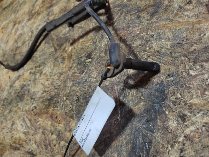 Датчик ABS передний правый LANCER X 10 07-15