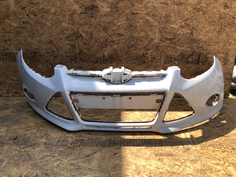 Бампер передний FORD FOCUS 10-18 2012 Хетчбек 2.0L GDI I4 flex fuel engine BM5Z-17D957-CACP Б/У