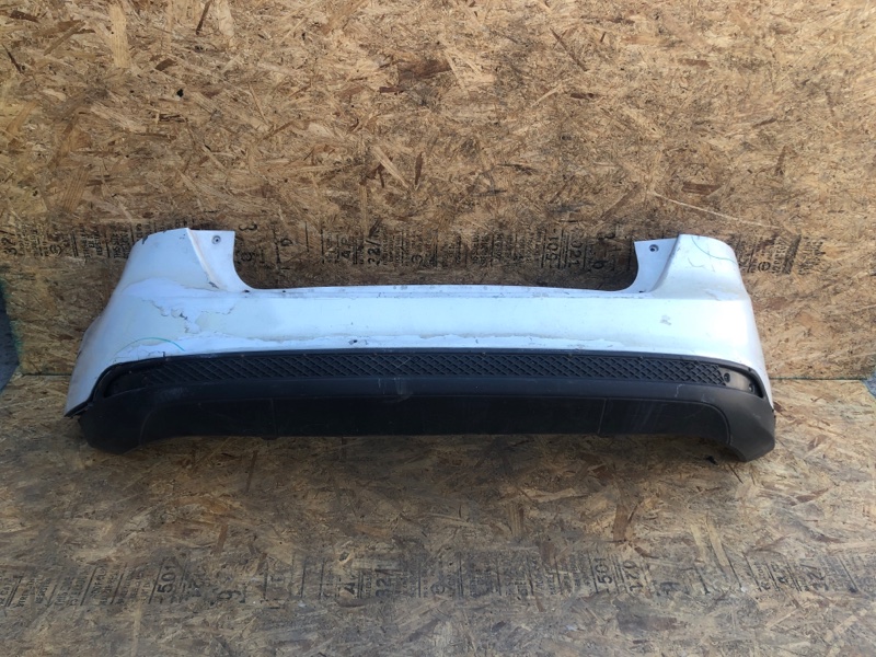 Бампер задний FORD FOCUS 10-18 2013 Хетчбек 2.0 C20HDEX BM5Z-17K835-CBCP Б/У