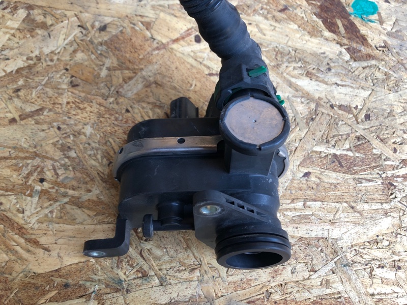 Клапан абсорбера PRIUS - 30 09-17 2007 Седан