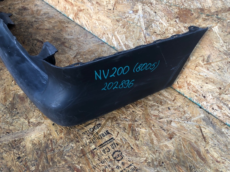 Бампер задний задний NV200 USA 13- 2017 Минивэн 2.0L 4