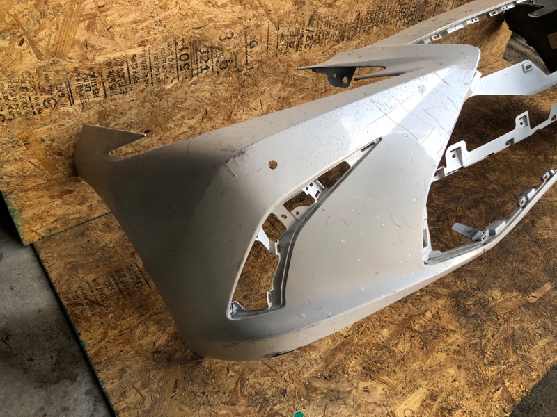 Бампер передний LEXUS ES350 18 - Седан 3.5 Бампер передний LEXUS ES350 18 - Седан 3.5