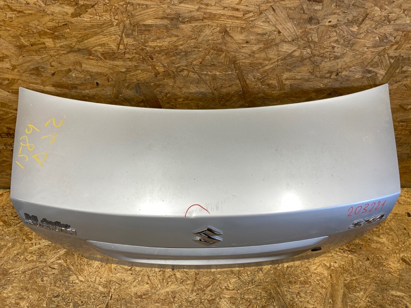 Крышка багажника задняя SUZUKI SX4 06-13 Седан J20A