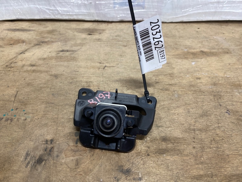 Запчасть камера заднего вида задняя JEEP CHEROKEE 14- 2019 3.2L 6 68360986AC Б/У Камера заднего вида задняя JEEP CHEROKEE 14- 2019 3.2L 6 68360986AC Б/У