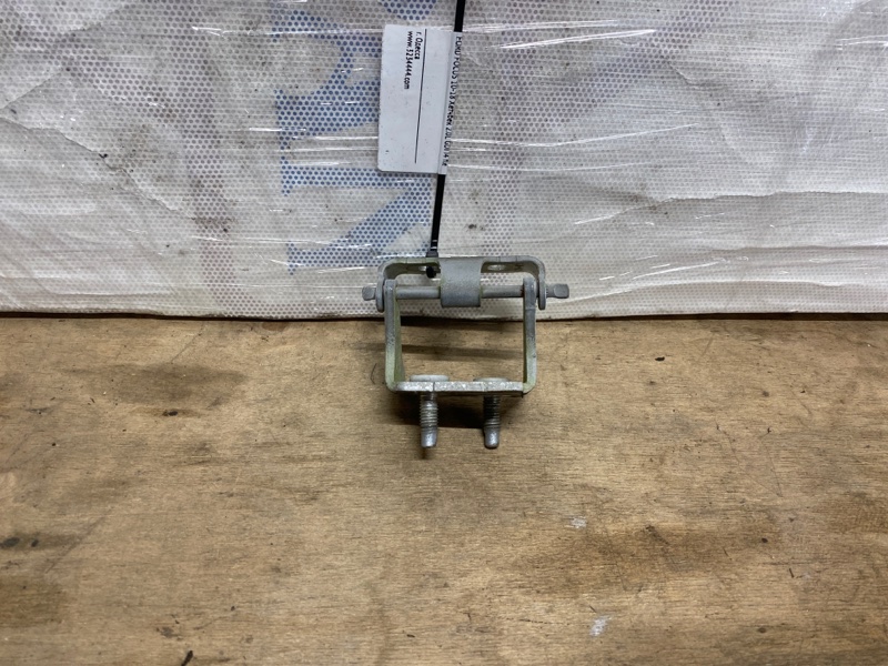 Петля крышки багажника задняя левая FOCUS 10-18 2013 Хетчбек 2.0 C20HDEX Петля крышки багажника задняя левая FOCUS 10-18 2013 Хетчбек 2.0 C20HDEX