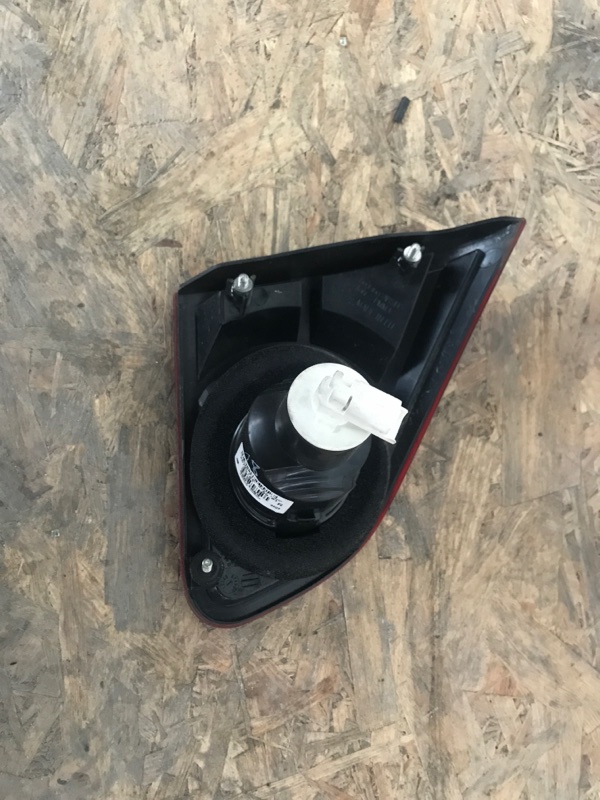 Фонарь внутренний задний правый QASHQAI 07-14