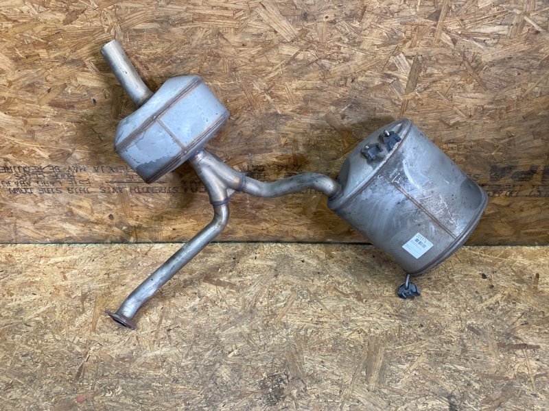 Запчасть глушитель задний левый ACURA TLX 14-17 2015 Седан 2.4 18307-TZ4-A01 Б/У Глушитель задний левый ACURA TLX 14-17 2015 Седан 2.4 18307-TZ4-A01 Б/У