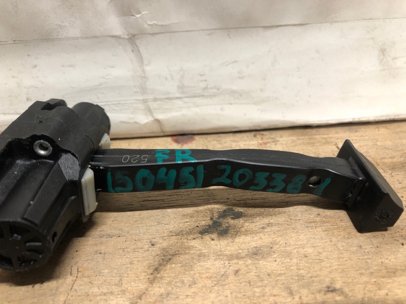 Ограничитель двери передний правый RENEGADE (BU) 14- 2020 Wagon 2.4L I4 ZERO EVAP M-AIR Ограничитель двери передний правый RENEGADE (BU) 14- 2020 Wagon 2.4L I4 ZERO EVAP M-AIR