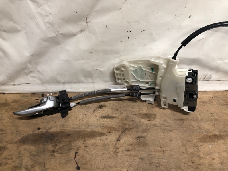 Запчасть замок двери задний левый JEEP RENEGADE (BU) 14- 2020 Wagon 2.4L I4 ZERO EVAP M-AIR 68268762AA Б/У Замок двери задний левый JEEP RENEGADE (BU) 14- 2020 Wagon 2.4L I4 ZERO EVAP M-AIR 68268762AA Б/У