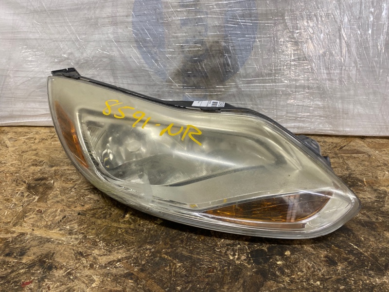 Фара передняя правая FORD FOCUS 10-18 2013 Хетчбек 2.0 C20HDEX BM5Z-1300-8F Б/У