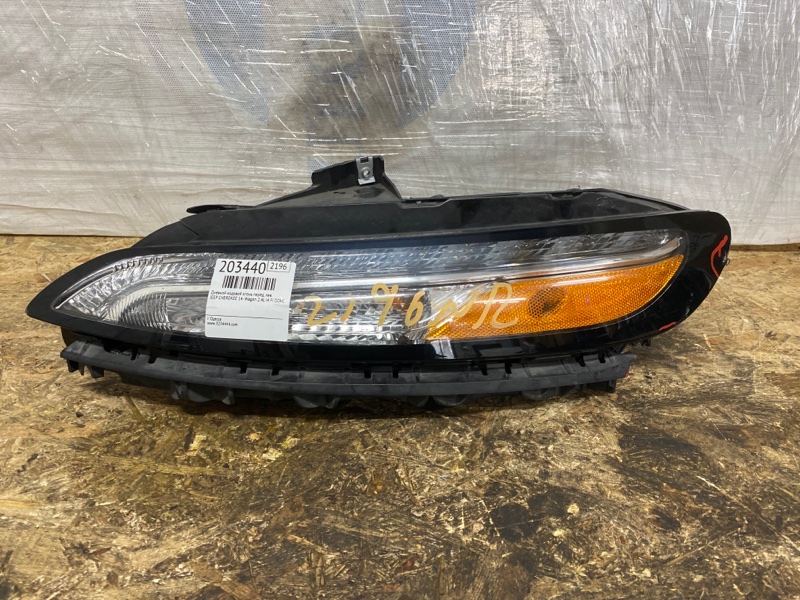 Дневной ходовой огонь передний левый JEEP CHEROKEE 14- 2017 Wagon 2.4L I4 FI DOHC 16V NF4 68157103AQ Б/У
