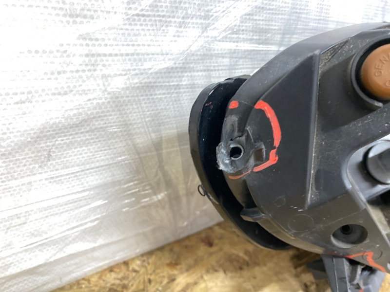 Дневной ходовой огонь передний левый CHEROKEE 14- 2017 Wagon 2.4L I4 FI DOHC 16V NF4