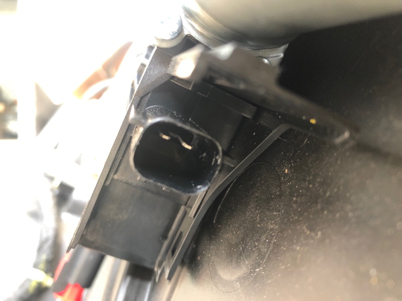 Стеклоподъемник передний правый CHEROKEE 14- 2017 Wagon 2.4L I4 FI DOHC 16V NF4 Стеклоподъемник передний правый CHEROKEE 14- 2017 Wagon 2.4L I4 FI DOHC 16V NF4