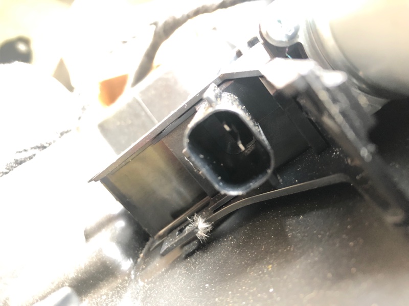 Стеклоподъемник задний правый JEEP CHEROKEE 14- Wagon 2.4L I4 FI DOHC 16V NF4 Стеклоподъемник задний правый JEEP CHEROKEE 14- Wagon 2.4L I4 FI DOHC 16V NF4