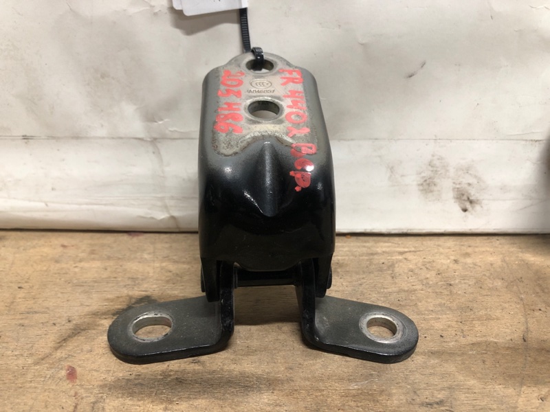 Петля двери верхняя передняя правая HYUNDAI SONATA YF 10-14 2013 2.4L 4 79320-2E000 Б/У