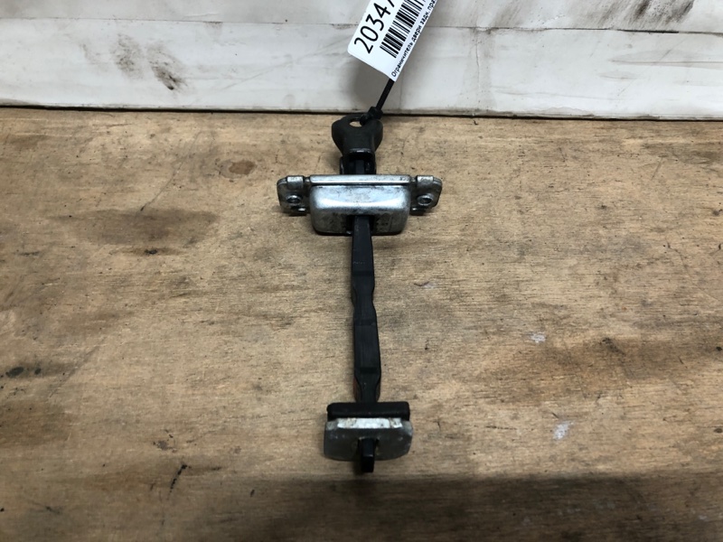 Ограничитель двери задний правый SONATA YF 10-14 2013 2.4L 4 Ограничитель двери задний правый SONATA YF 10-14 2013 2.4L 4